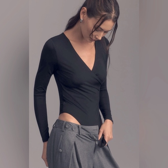 🆕 NWT Anthropologie Second Skin by RD Style Elodie Wrap Bodysuit • Black • Med - Picture 1 of 13